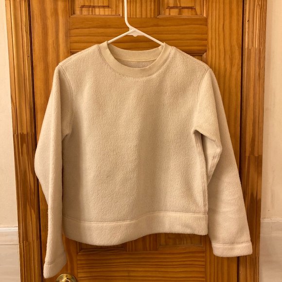 Everlane ReNew Plush Fleece Sweatshirt - Picture 6 of 9